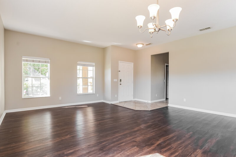 0/Mo, 30030 Messara Cv Mount Dora, FL 32757 Dining Room View