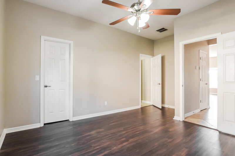 0/Mo, 30030 Messara Cv Mount Dora, FL 32757 Bedroom View 3