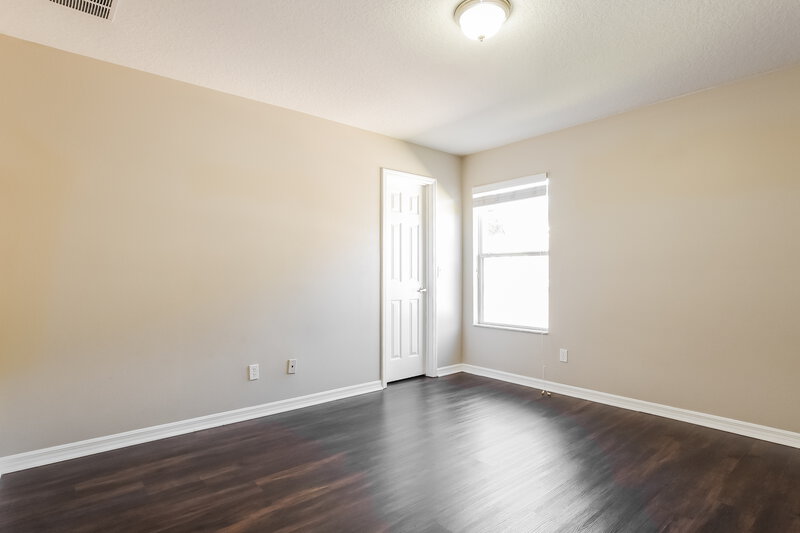 0/Mo, 30030 Messara Cv Mount Dora, FL 32757 Bedroom View 4