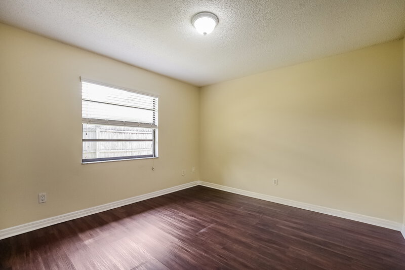 2,710/Mo, 5219 Ardmore Dr Winter Park, FL 32792 Bedroom View 3