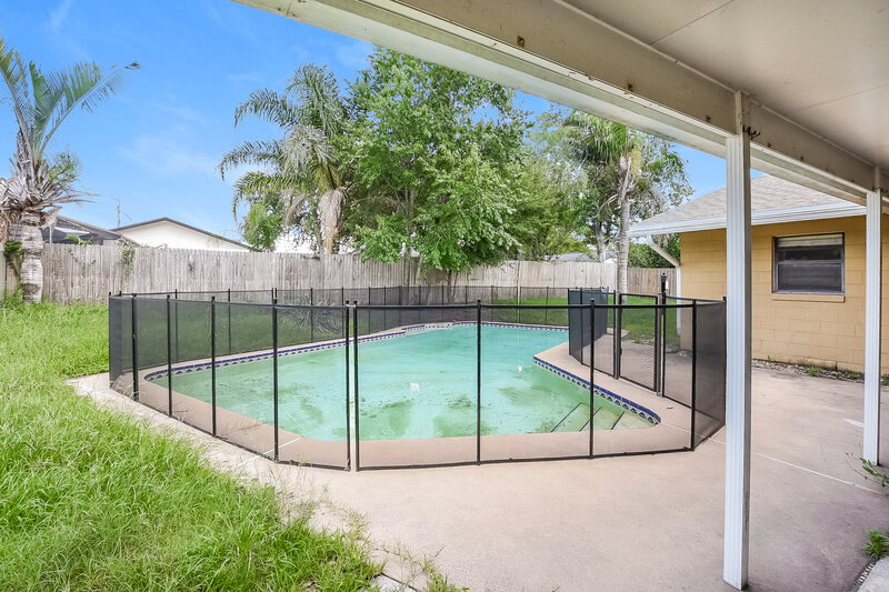 2,710/Mo, 5219 Ardmore Dr Winter Park, FL 32792 Pool View
