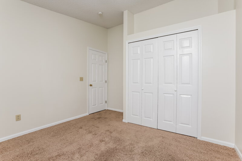0/Mo, 562 Short Pine Cir Orlando, FL 32807 Bedroom View