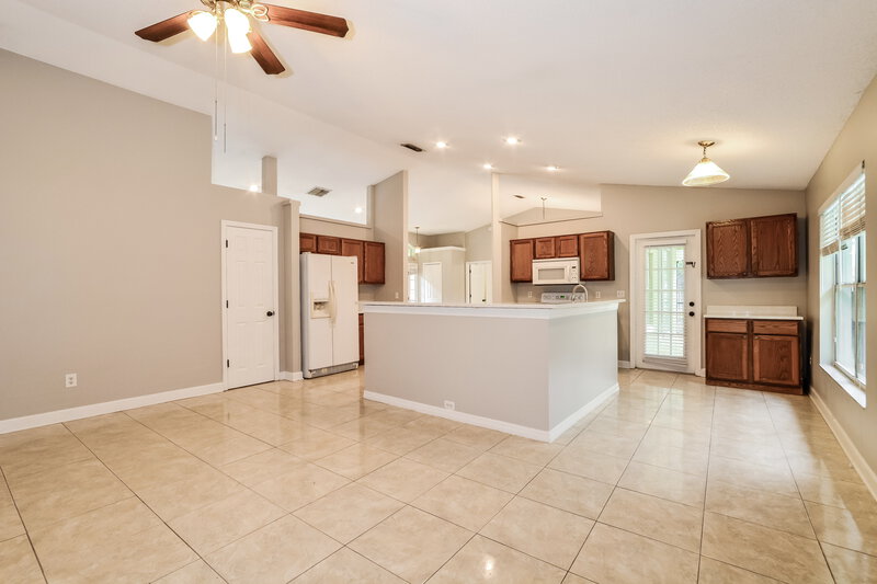 2,855/Mo, 104 W Frederick Ave Lake Mary, FL 32746 Living Room View