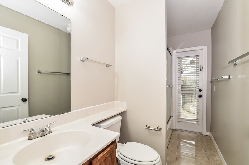 2,855/Mo, 104 W Frederick Ave Lake Mary, FL 32746 Bathroom View