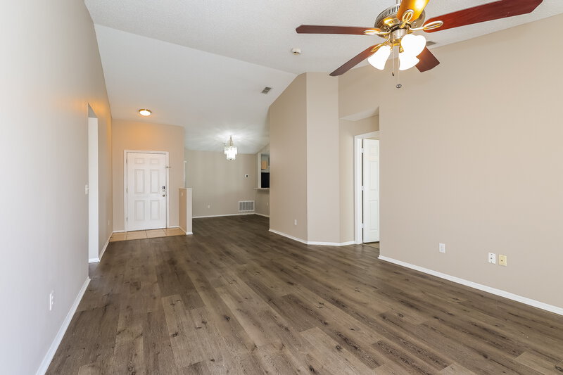 1,875/Mo, 4618 Osceola Point Trl Kissimmee, FL 34746 Living Room View
