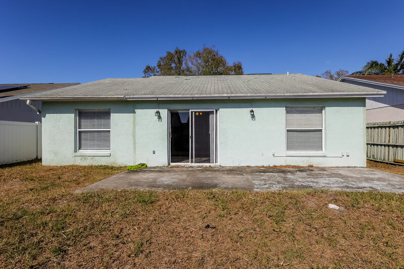 1,875/Mo, 4618 Osceola Point Trl Kissimmee, FL 34746 Rear View