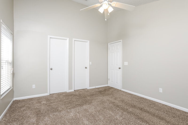 2,015/Mo, 5433 Red Bone Ln Orlando, FL 32810 Master Bedroom View 2