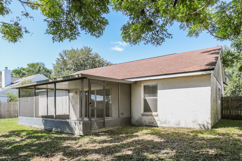 2,015/Mo, 5433 Red Bone Ln Orlando, FL 32810 Rear View