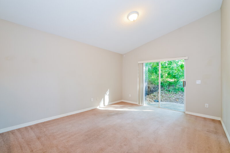 1,955/Mo, 343 S Lancelot Ave Orlando, FL 32835 Dining Room View 2