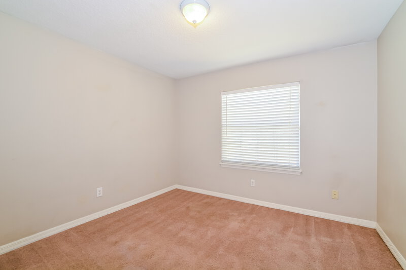 1,955/Mo, 343 S Lancelot Ave Orlando, FL 32835 Bedroom View