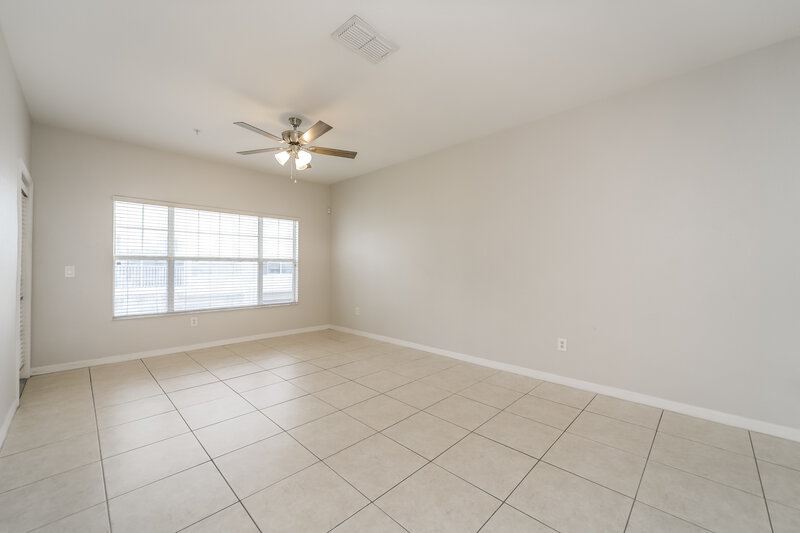 0/Mo, 2460 Grand Central Pkwy Apt 9 Orlando, FL 32839 Misc View 2