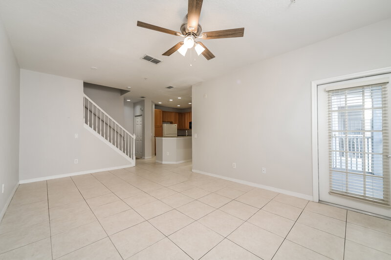 0/Mo, 2460 Grand Central Pkwy Apt 9 Orlando, FL 32839 Misc View 3