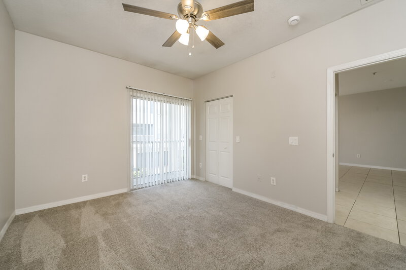0/Mo, 2460 Grand Central Pkwy Apt 9 Orlando, FL 32839 Misc View 7