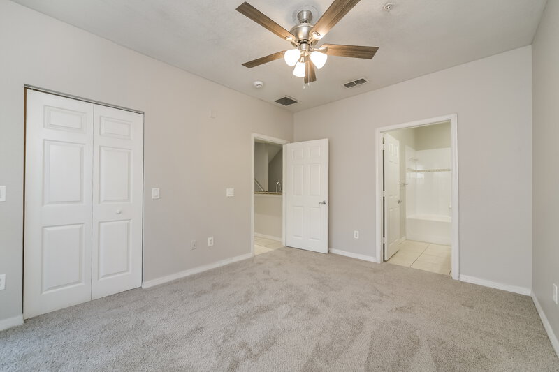 0/Mo, 2460 Grand Central Pkwy Apt 9 Orlando, FL 32839 Misc View 8