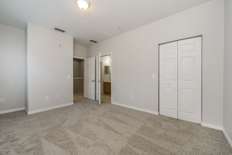 0/Mo, 2460 Grand Central Pkwy Apt 9 Orlando, FL 32839 Misc View 13