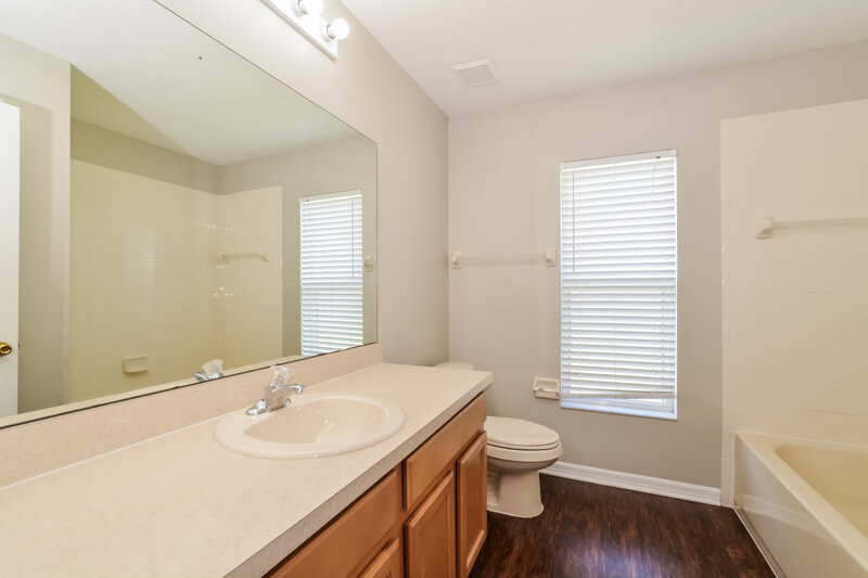 1,960/Mo, 3110 Mandolin Dr Kissimmee, FL 34744 Bathroom View