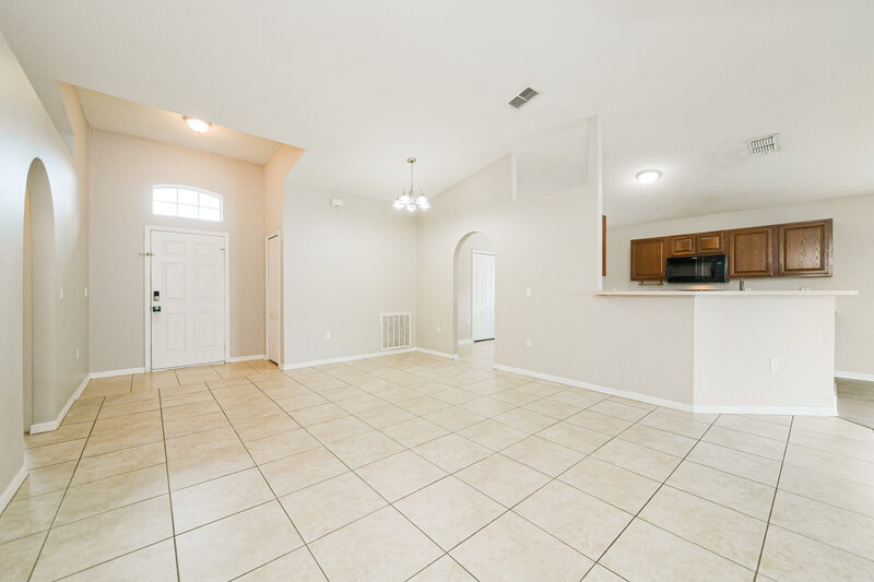 2,030/Mo, 5180 Gulf Sturgeon Ln Saint Cloud, FL 34772 Living Room View