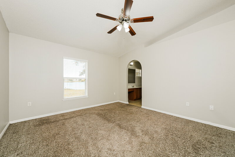 2,030/Mo, 5180 Gulf Sturgeon Ln Saint Cloud, FL 34772 Main Bedroom View