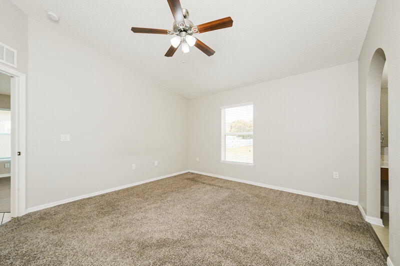 2,030/Mo, 5180 Gulf Sturgeon Ln Saint Cloud, FL 34772 Main Bedroom View 2