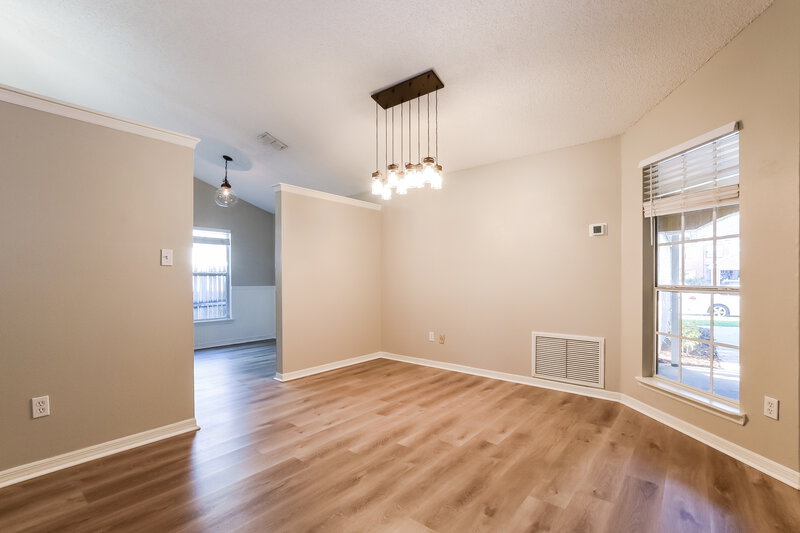 2,545/Mo, 2377 Roanoke Ct Lake Mary, FL 32746 Dining Room View