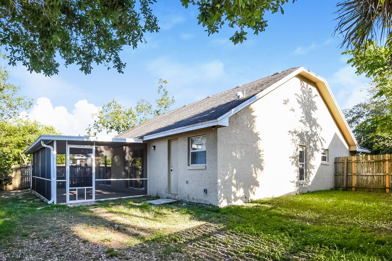 2,545/Mo, 2377 Roanoke Ct Lake Mary, FL 32746 Rear View