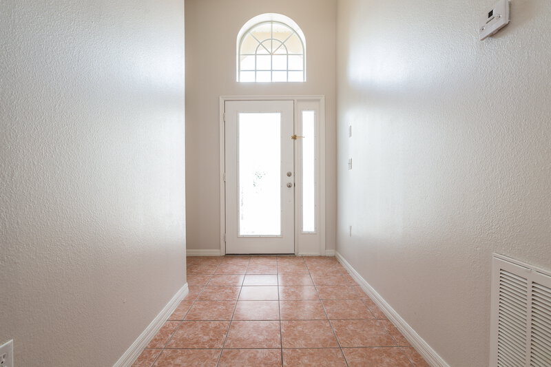 3,640/Mo, 7918 Golden Pond Cir Kissimmee, FL 34747 Foyer View