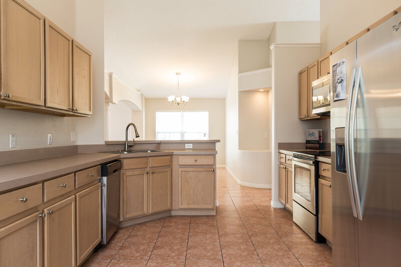 3,640/Mo, 7918 Golden Pond Cir Kissimmee, FL 34747 Kitchen View 2