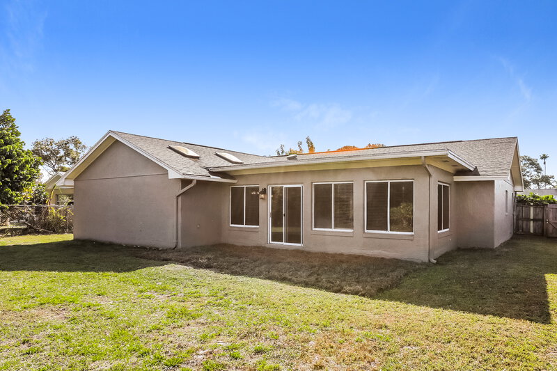 1,910/Mo, 3119 Tcu Blvd Orlando, FL 32817 Rear View 2