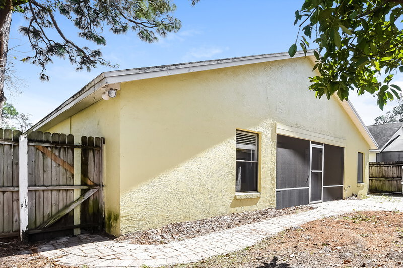 2,390/Mo, 338 Hearth Ln Casselberry, FL 32707 Rear View