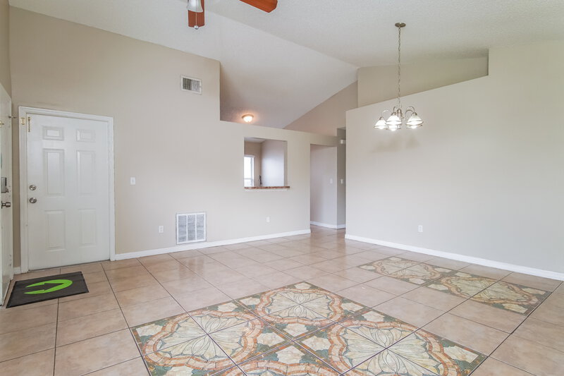 2,630/Mo, 3744 Dartford Dr Davenport, FL 33837 Living Room View 2