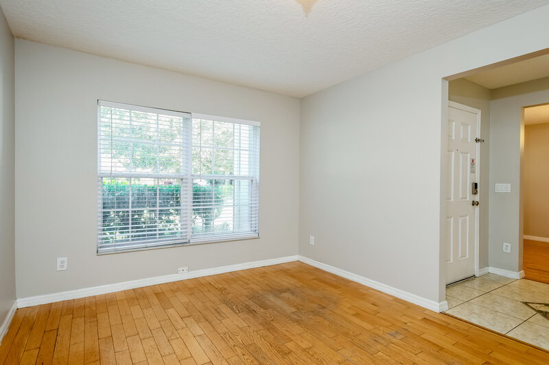 2,655/Mo, 1230 Stationside Dr Oakland, FL 34787 Dining Room View
