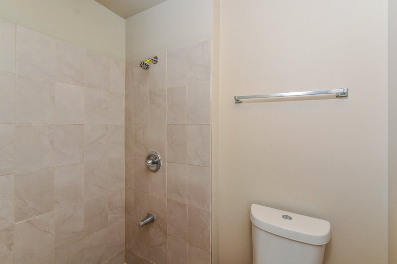 2,095/Mo, 10123 Richardson Ct Orlando, FL 32825 Bathroom View