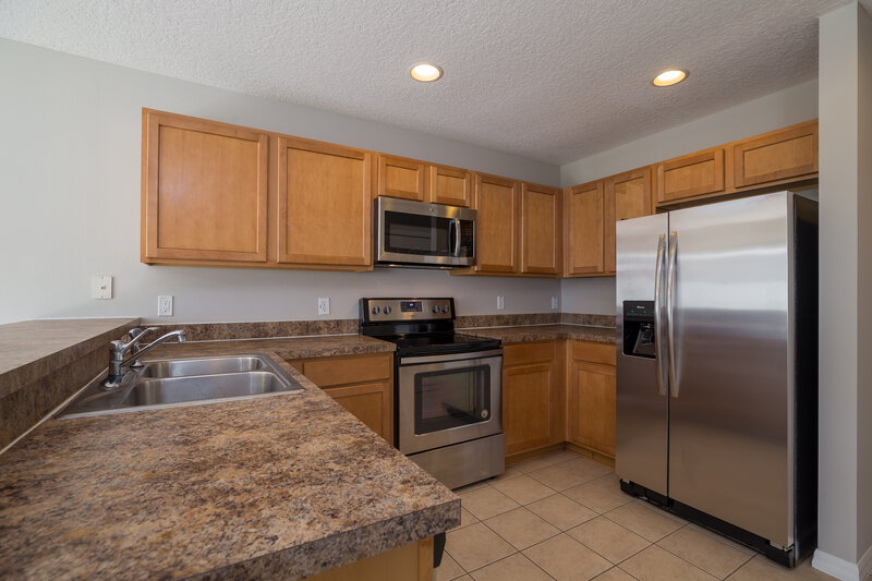 2,715/Mo, 1725 Portcastle Cir Winter Garden, FL 34787 Kitchen View