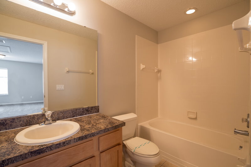 2,715/Mo, 1725 Portcastle Cir Winter Garden, FL 34787 Bathroom View