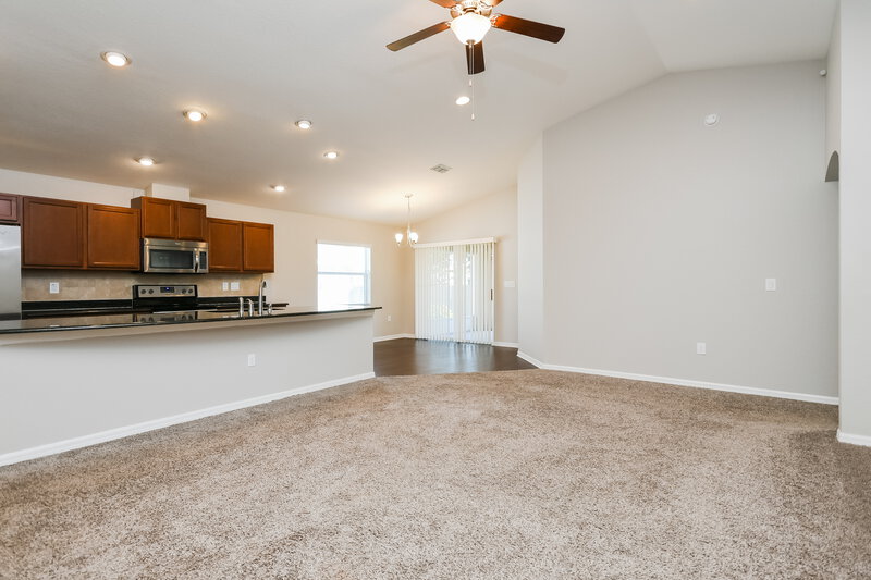2,870/Mo, 4736 Summerfield Cir Winter Haven, FL 33881 Living Room View