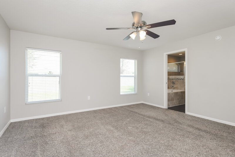 2,870/Mo, 4736 Summerfield Cir Winter Haven, FL 33881 Main Bedroom View