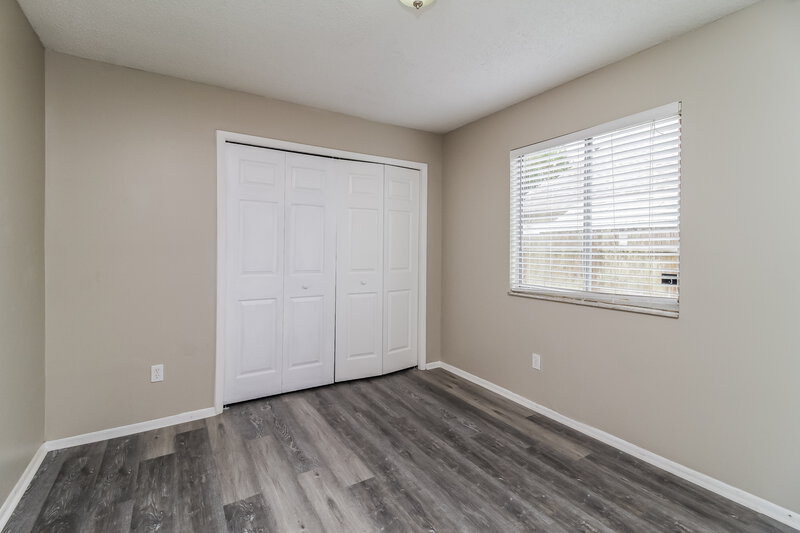 2,455/Mo, 235 S Shadow Bay Dr Orlando, FL 32825 Bedroom View