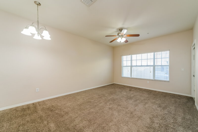 0/Mo, 2586 Grand Central Pkwy Apt 9 Orlando, FL 32839 Misc View 4