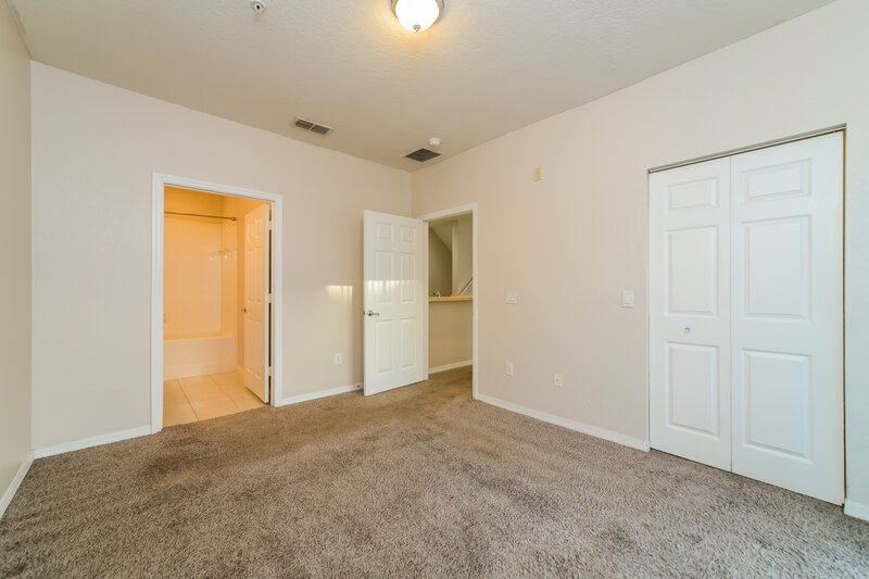 0/Mo, 2586 Grand Central Pkwy Apt 9 Orlando, FL 32839 Misc View 8