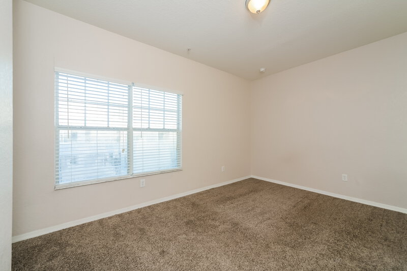 0/Mo, 2586 Grand Central Pkwy Apt 9 Orlando, FL 32839 Misc View 10