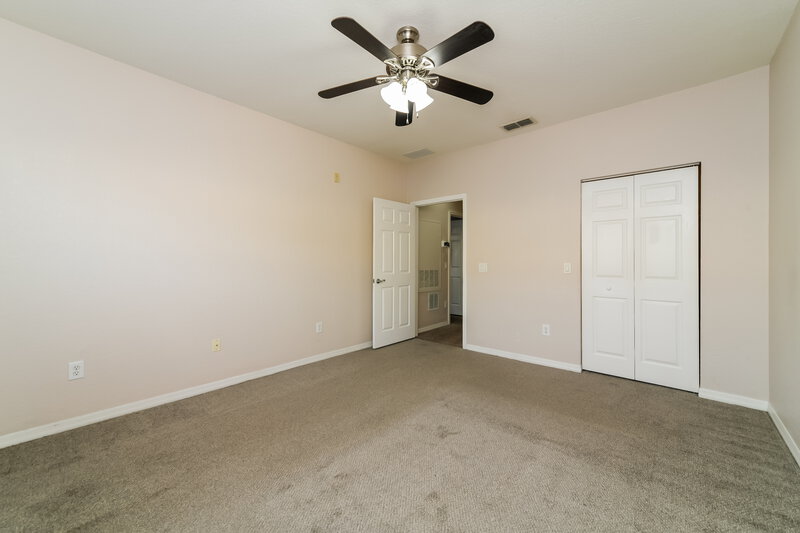 0/Mo, 2586 Grand Central Pkwy Apt 9 Orlando, FL 32839 Misc View 13