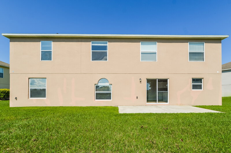 3,100/Mo, 405 Fish Hawk Dr Winter Haven, FL 33884 Rear View