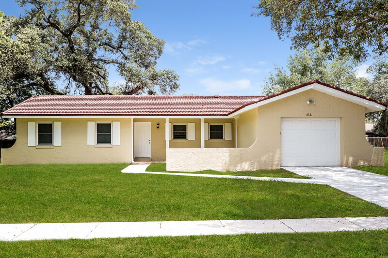 2,760/Mo, 6321 Baronette Dr Orlando, FL 32818 External View