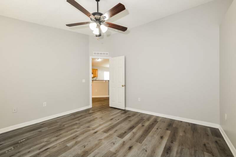 2,300/Mo, 1268 Welch Ridge Ter Apopka, FL 32712 Main Bedroom View 2