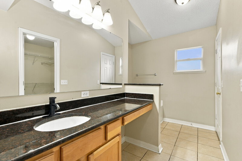 2,325/Mo, 1268 Welch Ridge Ter Apopka, FL 32712 Bathroom View