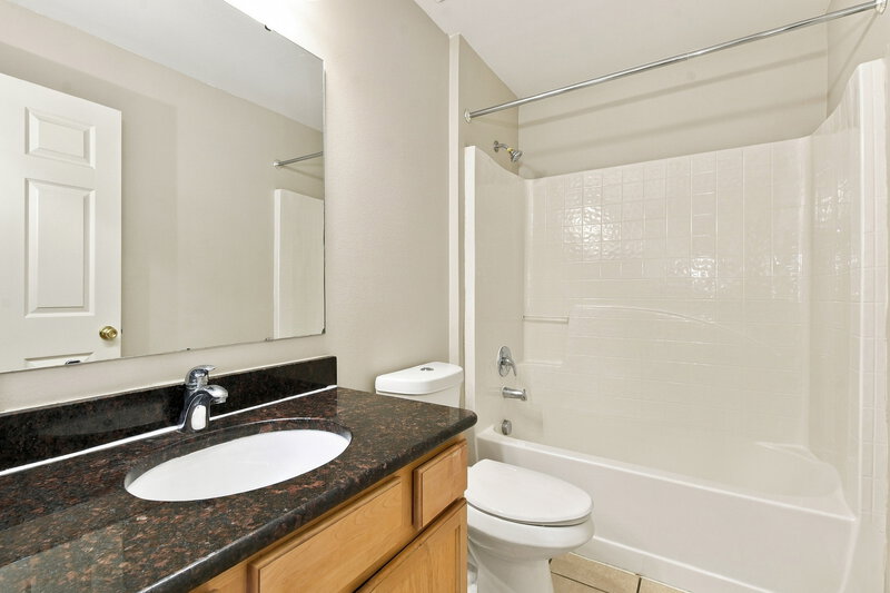 2,325/Mo, 1268 Welch Ridge Ter Apopka, FL 32712 Bathroom View 2