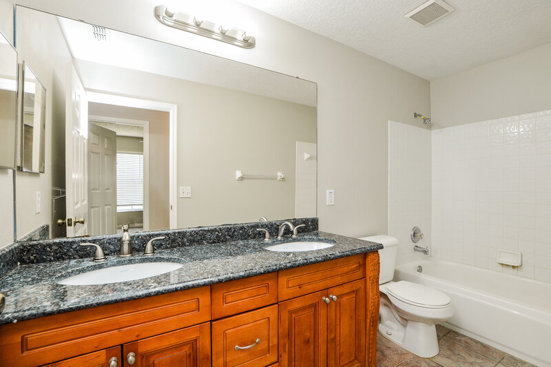 2,255/Mo, 4159 Shadow Creek Cir Oviedo, FL 32765 Bathroom View
