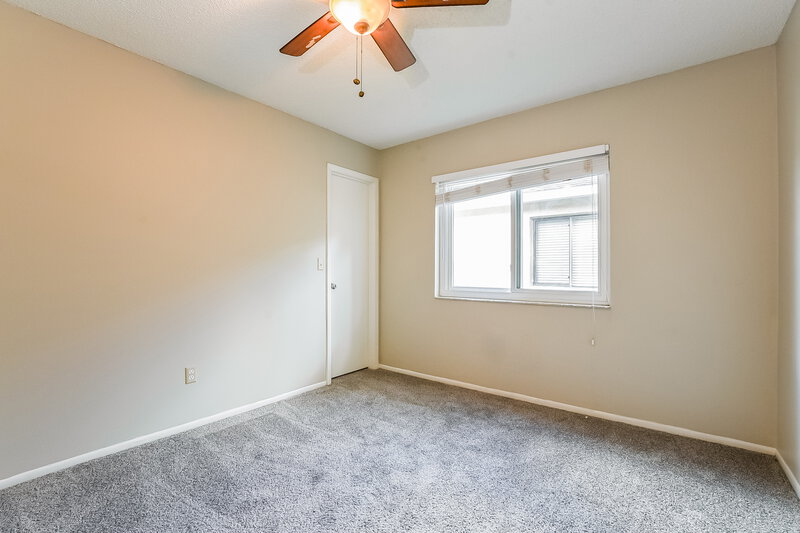 2,290/Mo, 1012 Hornbeam St Oviedo, FL 32765 Bedroom View 2