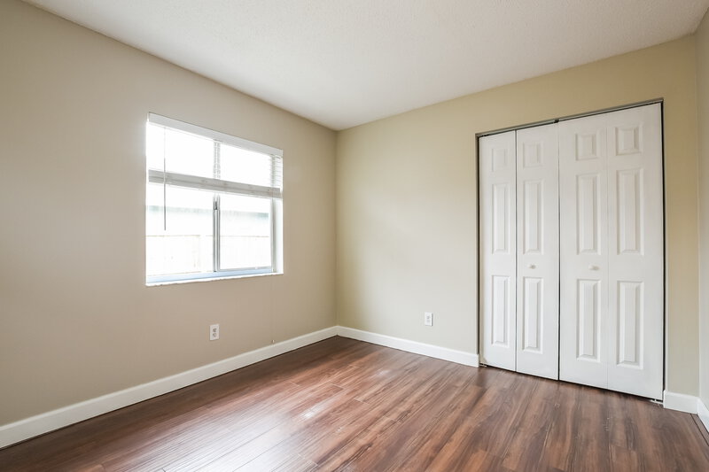 2,130/Mo, 13846 Ginger Creek Blvd Orlando, FL 32826 Bedroom View 2