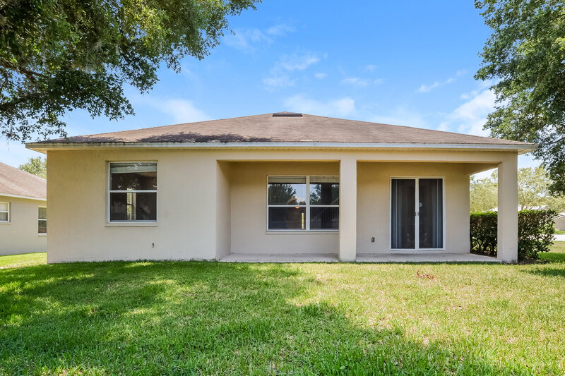 2,660/Mo, 1449 Madison Ivy Cir Apopka, FL 32712 Rear View